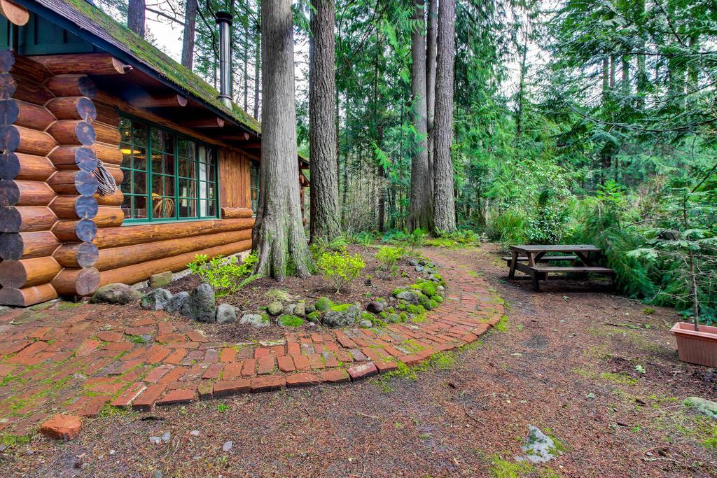 Zoe'S Log Cabin Welches Екстер'єр фото