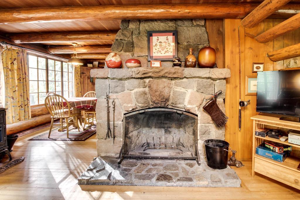Zoe'S Log Cabin Welches Екстер'єр фото