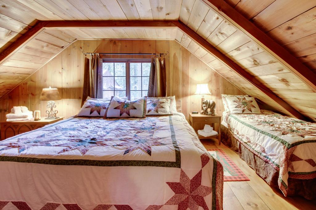 Zoe'S Log Cabin Welches Екстер'єр фото