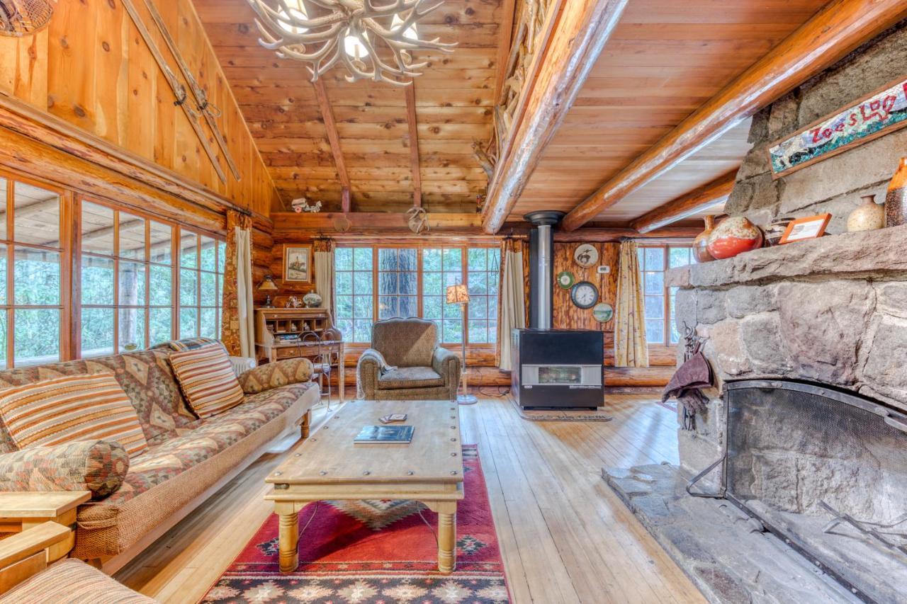 Zoe'S Log Cabin Welches Екстер'єр фото